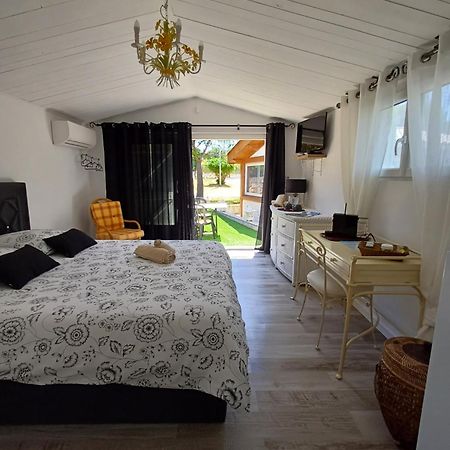 Margaux Bed & Breakfast Le Plan-de-la-Tour ภายนอก รูปภาพ
